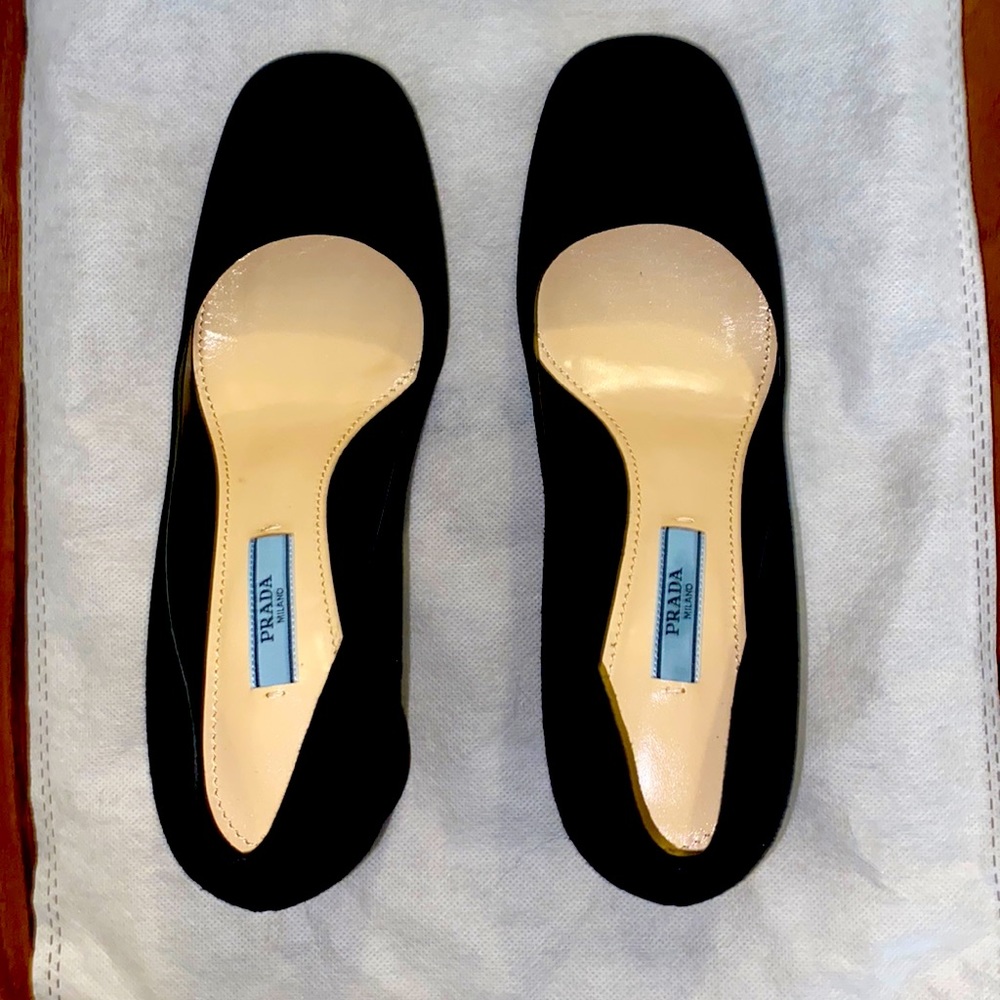 NEW Prada Black Suede Block Heel - size 6.5 never worn retail return